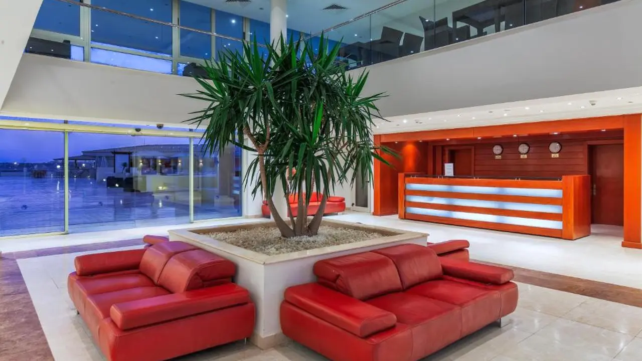 الفندق كليوباترا لوكشورى ريزورت - مكادي باي